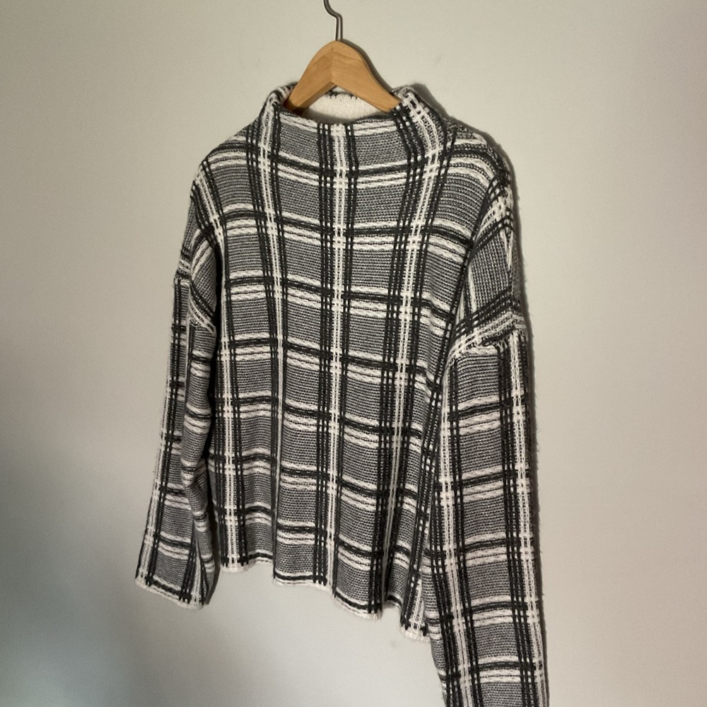 Rachel Zoe Black and White Plaid Sweater